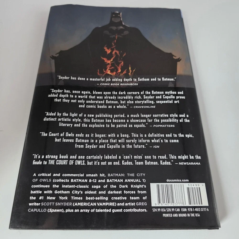 Batman Vol 2 The City of Owls Hardcover DC Comic New 52 Snyder Capullo 1st Print